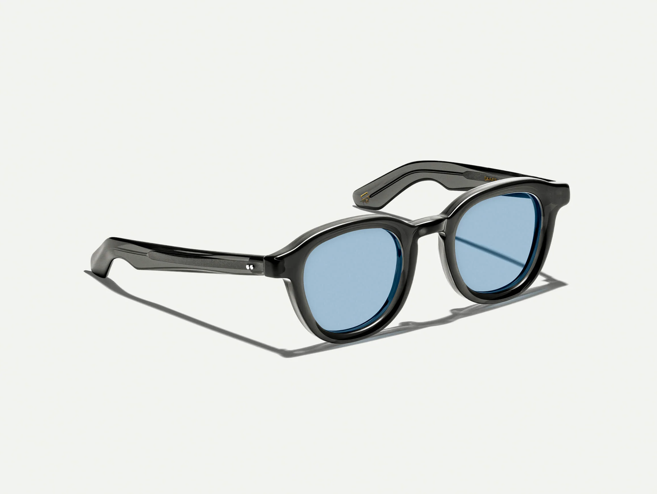 DAHVEN WITH BLUE+ - Image 12